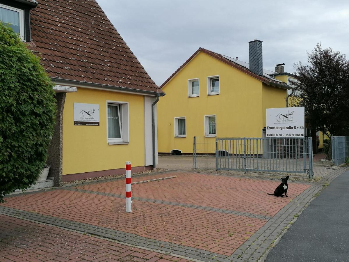 Haus Sperbermuehle Hotel Laatzen Екстериор снимка